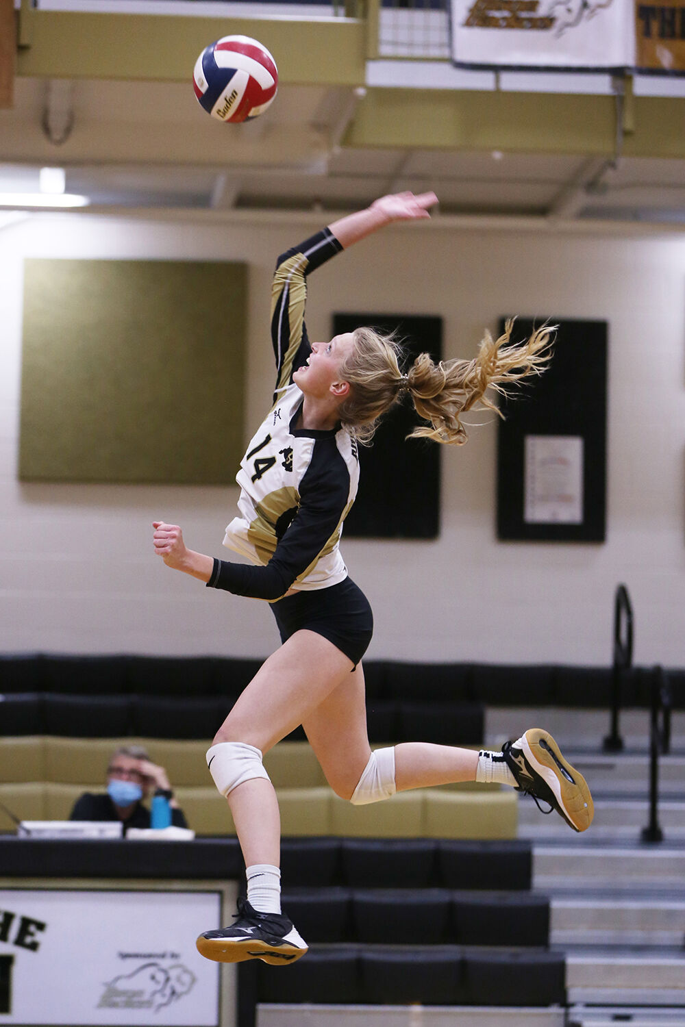 Anatefka Webber swings through a kill